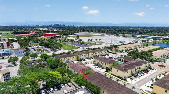 4019 NW 11th Dr, Lauderhill, FL 33313