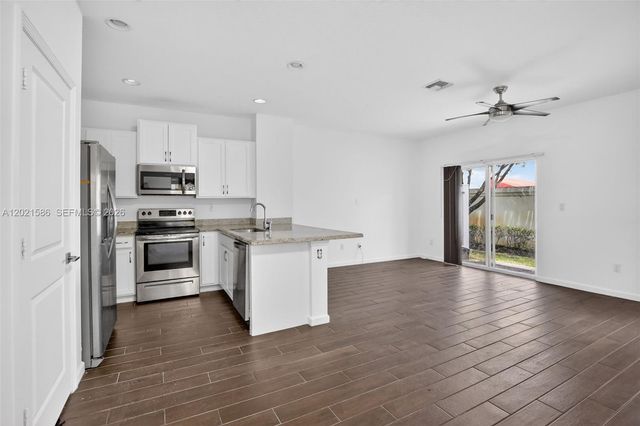 4019 NW 11th Dr, Lauderhill, FL 33313