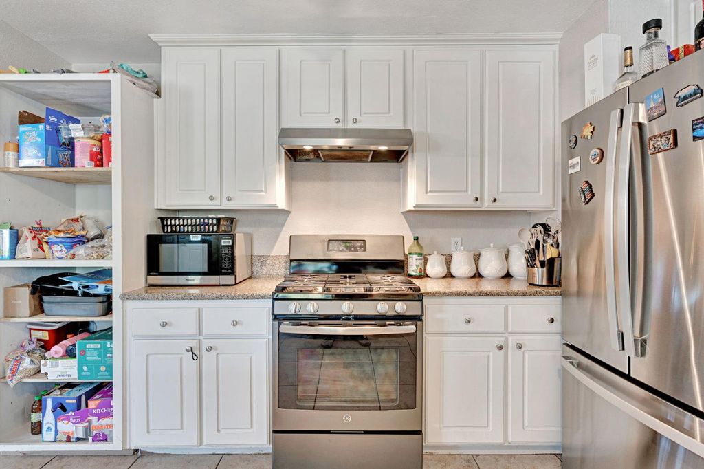 Image 11 of property listing at 2511 Shaft St, Selma, CA 93662
