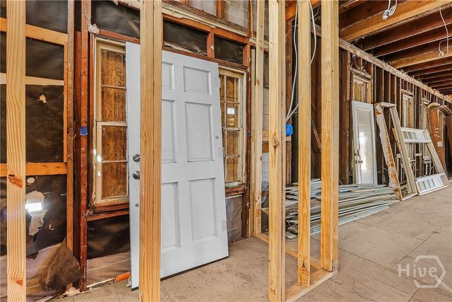 423 W 42nd Street, Savannah, GA 31401