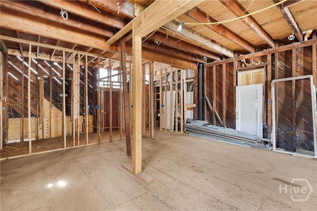 423 W 42nd Street, Savannah, GA 31401