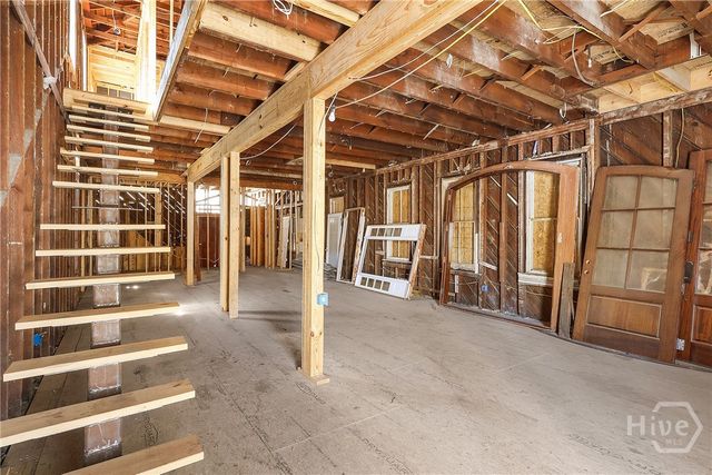 423 W 42nd Street, Savannah, GA 31401