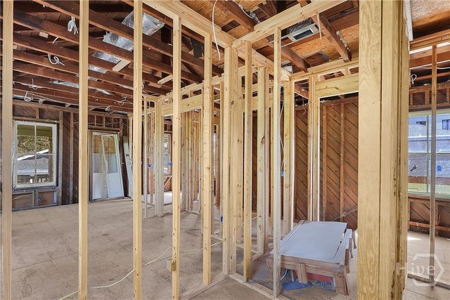 423 W 42nd Street, Savannah, GA 31401