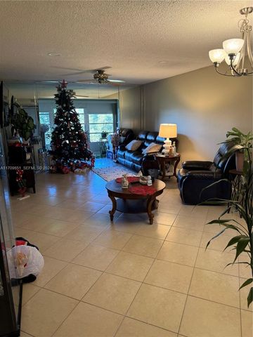 12650 SW 6th Street 411K, Pembroke Pines, FL 33027
