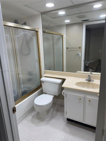 12650 SW 6th Street 411K, Pembroke Pines, FL 33027