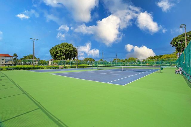 12650 SW 6th Street 411K, Pembroke Pines, FL 33027