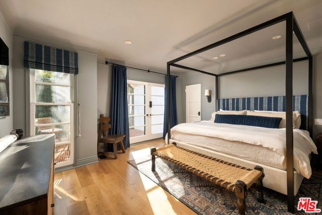 465 Westmount Drive, West Hollywood, CA 90048