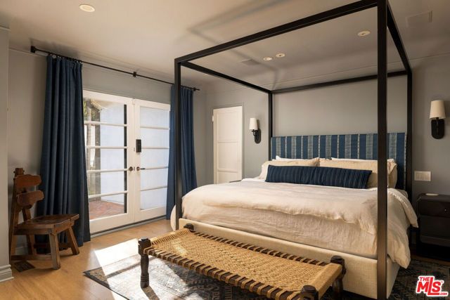 465 Westmount Drive, West Hollywood, CA 90048