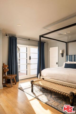 465 Westmount Drive, West Hollywood, CA 90048