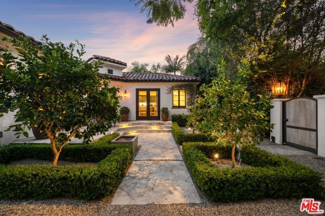 465 Westmount Drive, West Hollywood, CA 90048