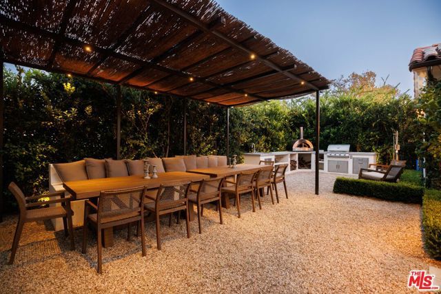 465 Westmount Drive, West Hollywood, CA 90048