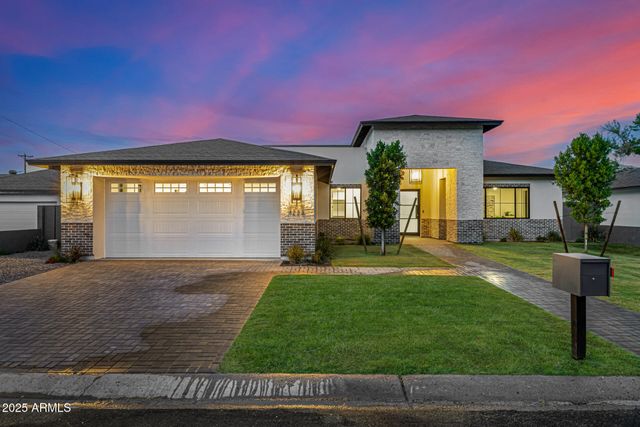 4228 E AVALON Drive, Phoenix, AZ 85018