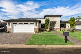 4228 E AVALON Drive, Phoenix, AZ 85018