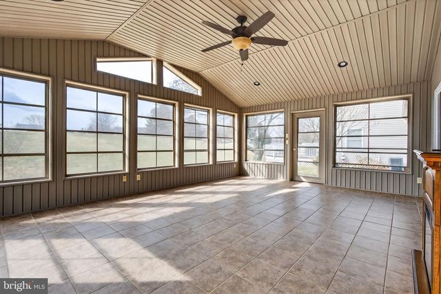 106 ASHLEY DR, Marietta, PA 17547