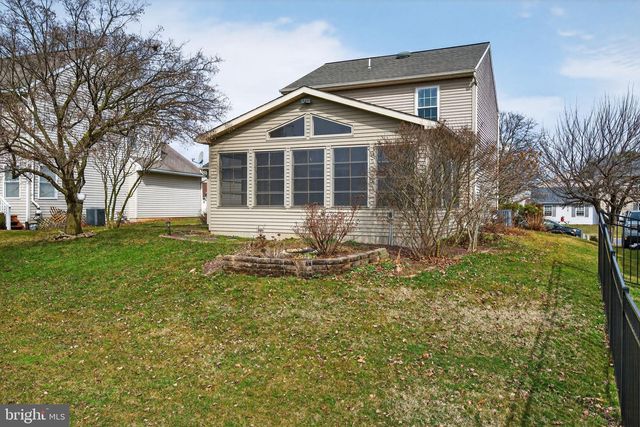 106 ASHLEY DR, Marietta, PA 17547