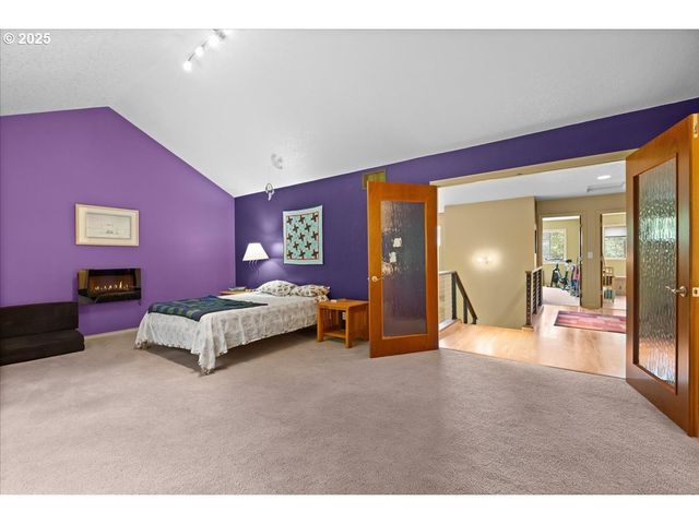 1451 Ne PARKSIDE Dr, Hillsboro, OR 97124