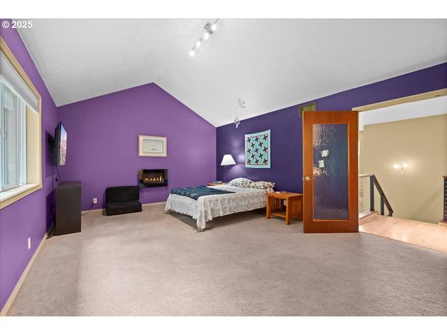 1451 Ne PARKSIDE Dr, Hillsboro, OR 97124