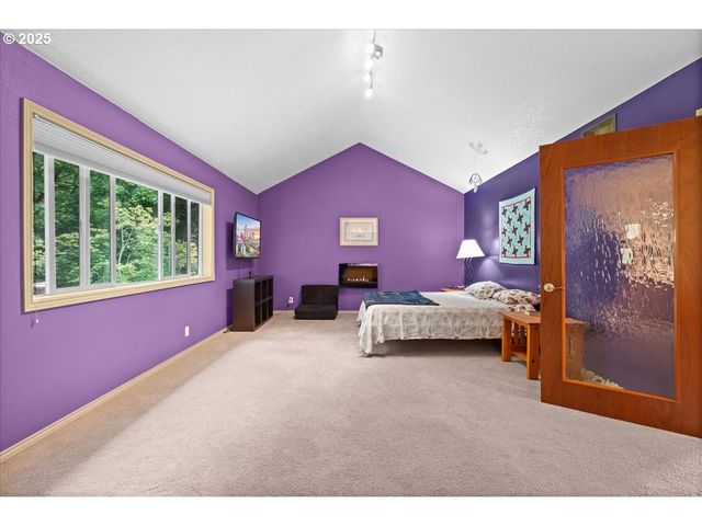 1451 Ne PARKSIDE Dr, Hillsboro, OR 97124