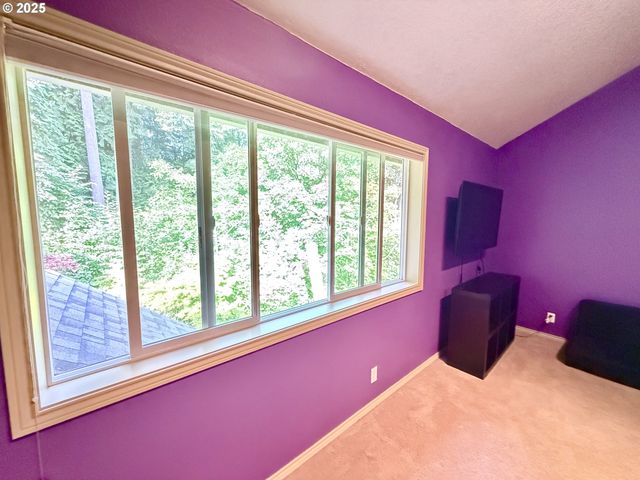 1451 Ne PARKSIDE Dr, Hillsboro, OR 97124