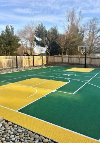 113 Briercliff Dr, Chippewa Twp, PA 15010