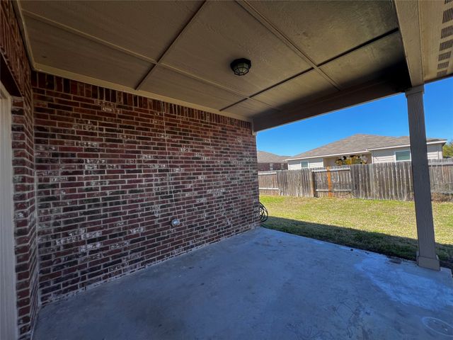 208 Cottonwood Drive, Princeton, TX 75407