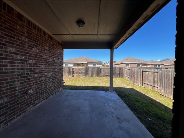 208 Cottonwood Drive, Princeton, TX 75407