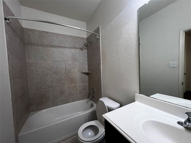 208 Cottonwood Drive, Princeton, TX 75407