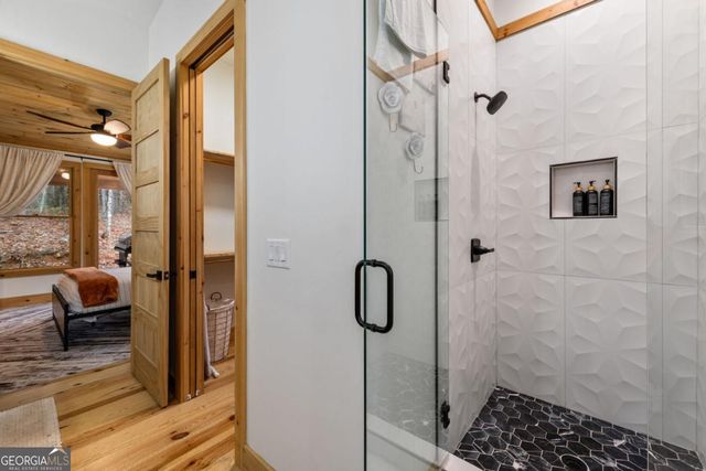 649 Lees Ride, Mccaysville, GA 30555