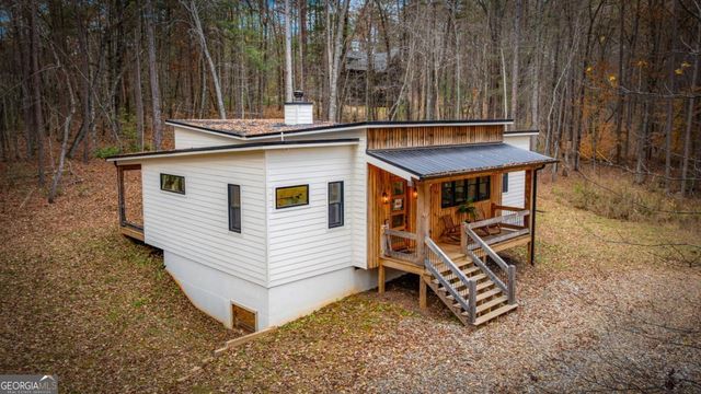 649 Lees Ride, Mccaysville, GA 30555