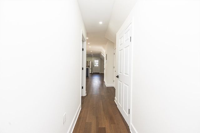 40 Devon St 3, Boston, MA 02121