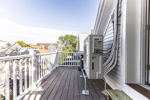 40 Devon St 3, Boston, MA 02121