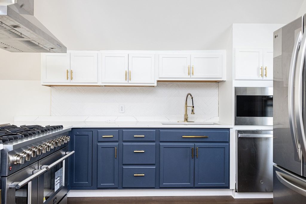 40 Devon St 3, Boston, MA 02121