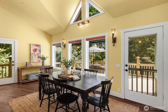16732 230th Avenue SE, Maple Valley, WA 98038
