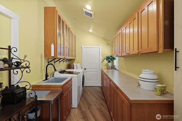 16732 230th Avenue SE, Maple Valley, WA 98038