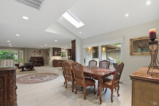 150 Milliken Creek Dr, Napa, CA 94558