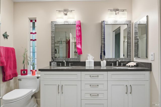 150 Milliken Creek Dr, Napa, CA 94558