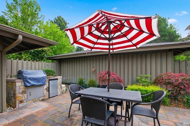 150 Milliken Creek Dr, Napa, CA 94558