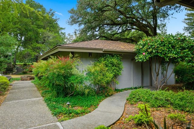 150 Milliken Creek Dr, Napa, CA 94558