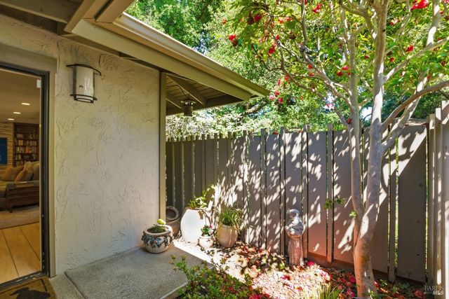 150 Milliken Creek Dr, Napa, CA 94558