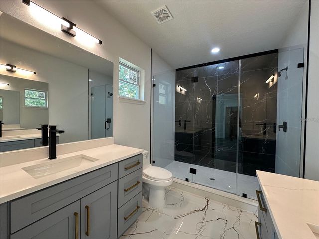 8302 N MARKS STREET, Tampa, FL 33604