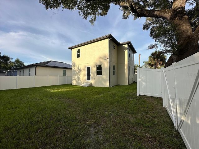 8302 N MARKS STREET, Tampa, FL 33604
