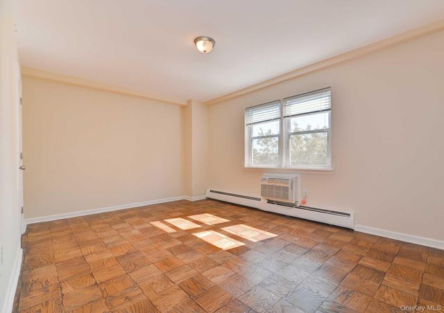 101 Gedney Street 4Y, Nyack, NY 10960