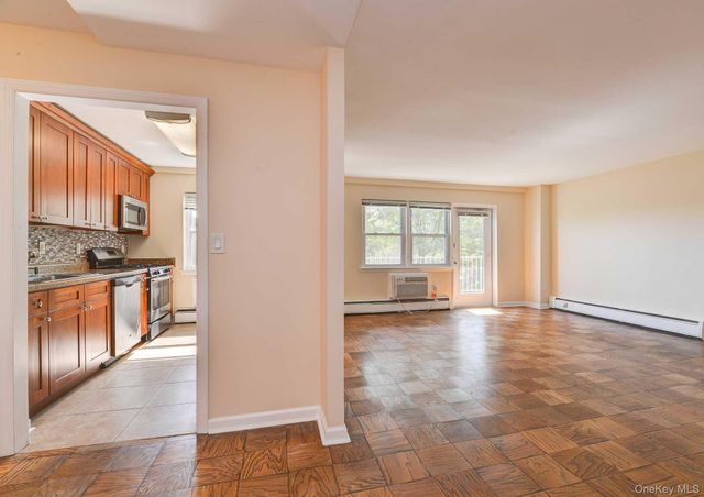 101 Gedney Street 4Y, Nyack, NY 10960