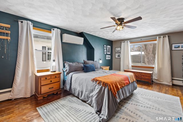 28 Beecher Street, Southington, CT 06489