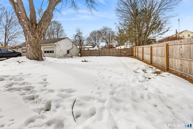 28 Beecher Street, Southington, CT 06489