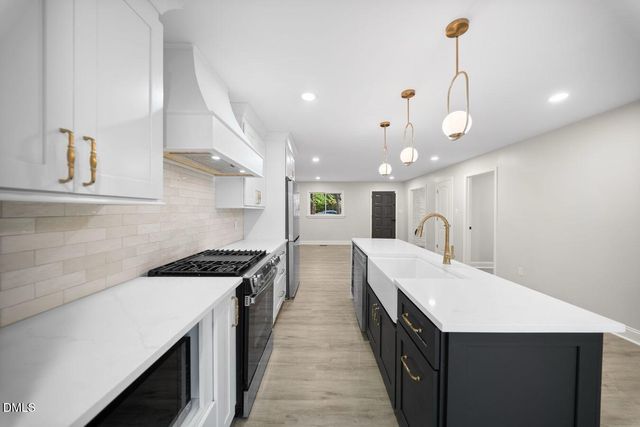 412 N Elliott Road, Chapel Hill, NC 27514