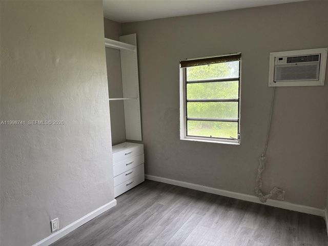 2351 NW 152nd Ter, Miami Gardens, FL 33054