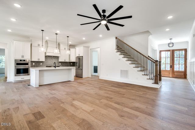 160 Black Bear Court, Chapel Hill, NC 27516