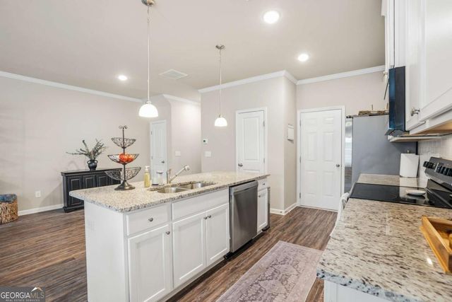 5104 Fox Den Road, Oakwood, GA 30566