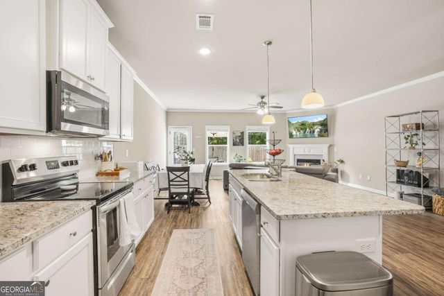 5104 Fox Den Road, Oakwood, GA 30566
